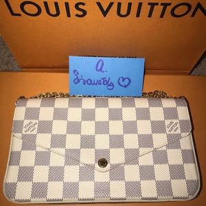 ❌SOLD❌ Pochette Felicie
